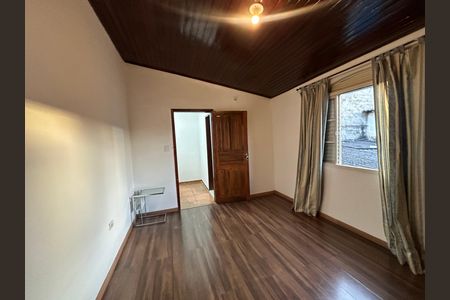 Casa à venda com 125m², 3 quartos e 2 vagasSuíte