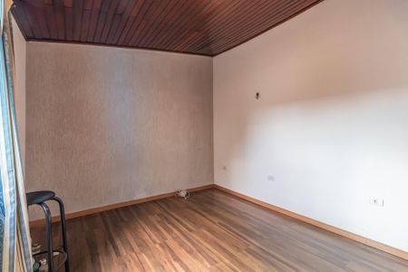Casa à venda com 125m², 4 quartos e 2 vagasSuíte
