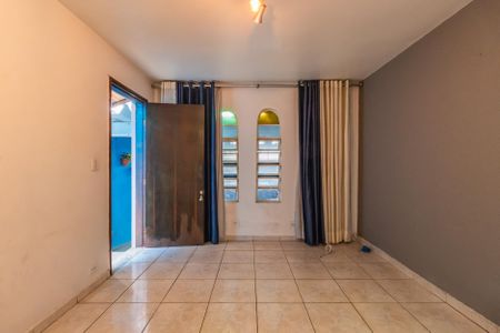 Sala de casa para alugar com 4 quartos, 125m² em Jardim dos Camargos, Barueri