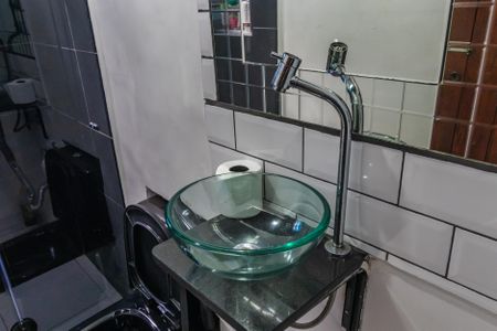 Casa à venda com 125m², 4 quartos e 2 vagasBanheiro Social