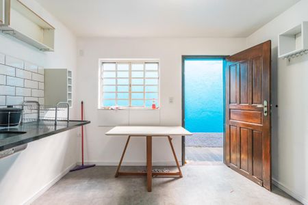 Casa à venda com 125m², 4 quartos e 2 vagasCozinha