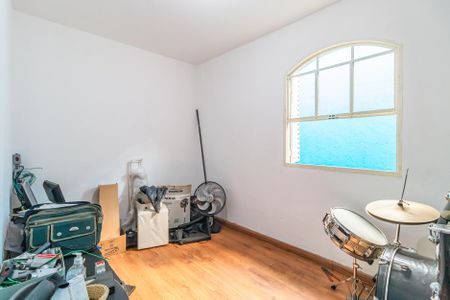 Casa à venda com 125m², 4 quartos e 2 vagasQuarto 3