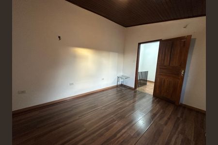 Casa à venda com 125m², 3 quartos e 2 vagasSuíte