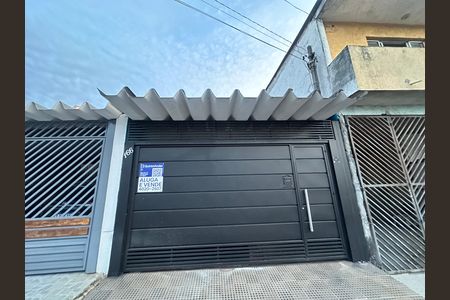 Casa à venda com 125m², 3 quartos e 2 vagasFachada