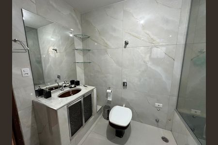 Casa à venda com 125m², 3 quartos e 2 vagasBanheiro da Suíte