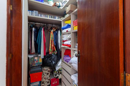 Apartamento à venda com 300m², 3 quartos e 3 vagasCobertura - Closet da suíte 2
