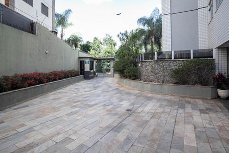 Apartamento à venda com 300m², 3 quartos e 3 vagasEntrada