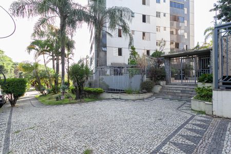 Apartamento à venda com 300m², 3 quartos e 3 vagasFachada
