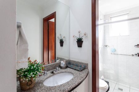 Apartamento à venda com 300m², 3 quartos e 3 vagasBanheiro social 
