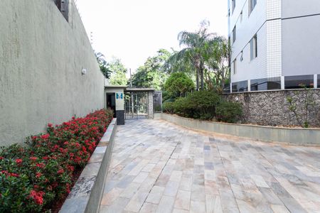Apartamento à venda com 300m², 3 quartos e 3 vagasEntrada