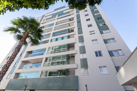 Apartamento para alugar com 225m², 3 quartos e 2 vagasFachada do bloco