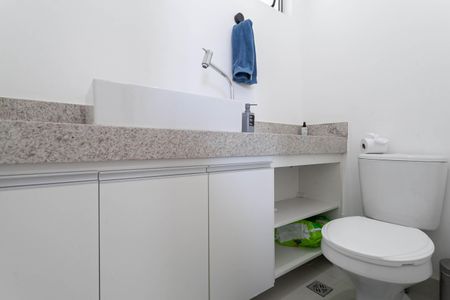 Apartamento para alugar com 225m², 3 quartos e 2 vagasLavabo
