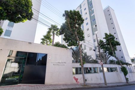 Apartamento para alugar com 225m², 3 quartos e 2 vagasFachada do condomínio