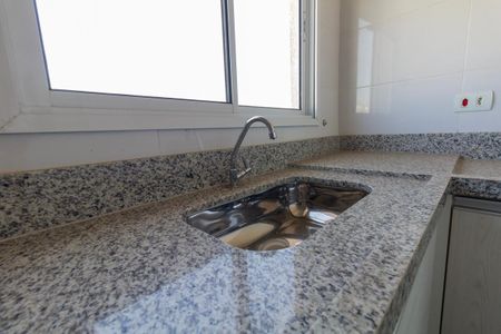 Apartamento à venda com 47m², 2 quartos e sem vagaSala, Cozinha e área de serviço