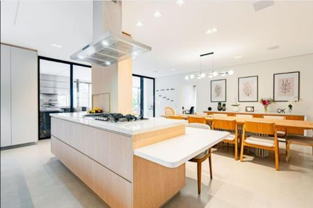 Casa à venda com 564m², 4 quartos e 6 vagasFoto 16