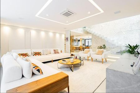 Casa à venda com 564m², 4 quartos e 6 vagasFoto 21