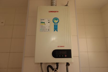 Apartamento para alugar com 65m², 2 quartos e 1 vagaÁrea de Serviço - Aquecedor