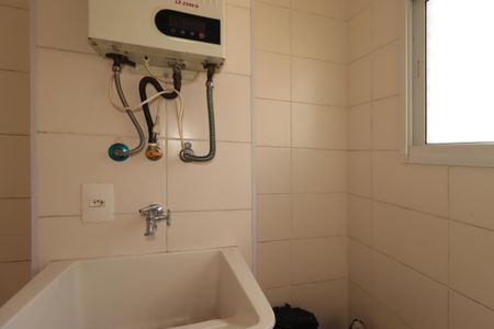 Apartamento para alugar com 65m², 2 quartos e 1 vagaÁrea de Serviço