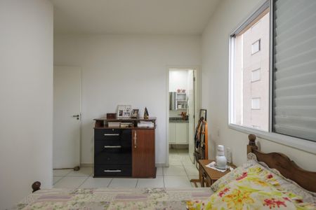 Apartamento para alugar com 70m², 2 quartos e 2 vagasSuíte