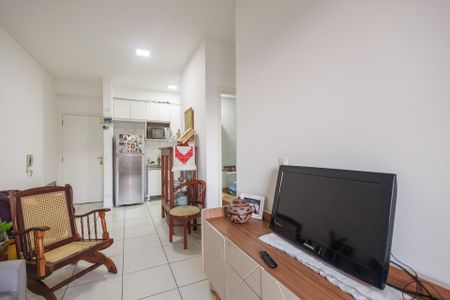 Apartamento para alugar com 70m², 2 quartos e 2 vagasSala