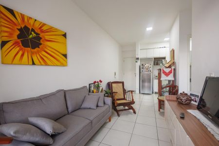 Sala de apartamento para alugar com 2 quartos, 70m² em Areão, Taubaté