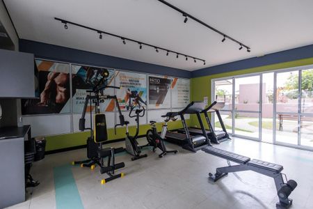 Apartamento para alugar com 70m², 2 quartos e 2 vagasÁrea comum - Academia