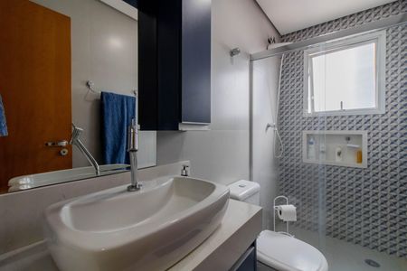 Apartamento à venda com 92m², 3 quartos e 2 vagas Apartamento à venda com 92m², 3 quartos e 2 vagasBanheiro