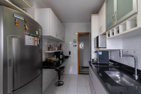 Apartamento à venda com 92m², 3 quartos e 2 vagas Apartamento à venda com 92m², 3 quartos e 2 vagasCozinha
