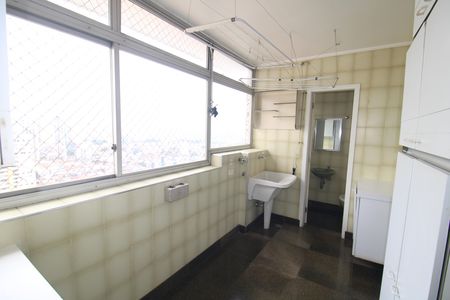 Apartamento à venda com 170m², 3 quartos e 2 vagasÁrea de Serviço