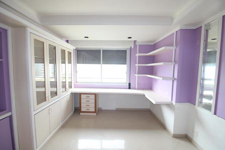 Apartamento à venda com 170m², 3 quartos e 2 vagasQuarto 1
