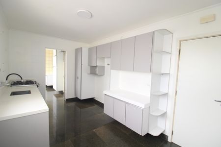 Apartamento à venda com 170m², 3 quartos e 2 vagasCozinha