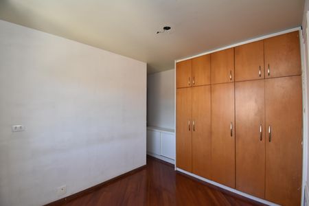 Apartamento para alugar com 80m², 3 quartos e 1 vagaQuarto