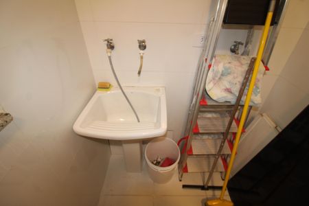 Casa à venda com 90m², 3 quartos e 2 vagasÁrea de Serviço