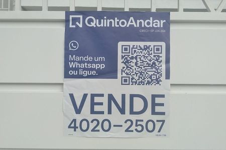 Casa à venda com 90m², 3 quartos e 2 vagasFachada