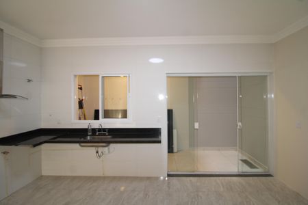Casa à venda com 90m², 3 quartos e 2 vagasCozinha
