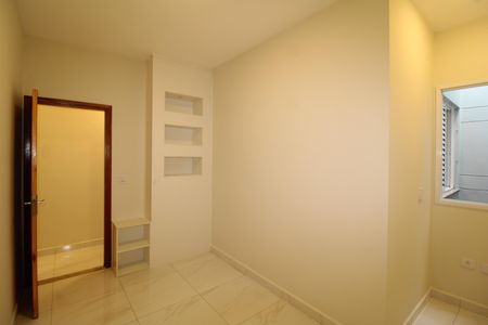 Casa à venda com 90m², 3 quartos e 2 vagasQuarto 2