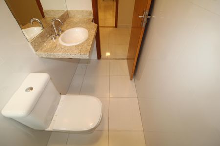 Casa à venda com 90m², 3 quartos e 2 vagasQuarto 1 - Banheiro