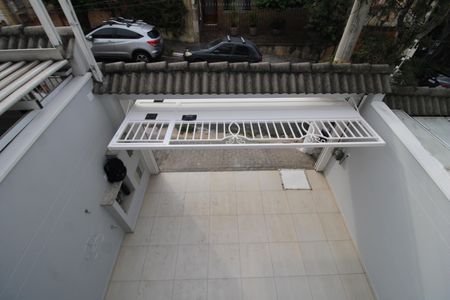 Casa à venda com 90m², 3 quartos e 2 vagasVaranda