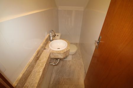 Casa à venda com 90m², 3 quartos e 2 vagasLavabo