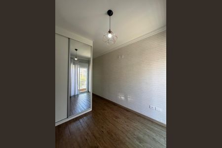 Casa à venda com 200m², 3 quartos e 2 vagasQuarto