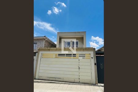 Casa à venda com 200m², 3 quartos e 2 vagasFachada