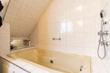 Casa à venda com 5 quartos, 389m² em Jardim Leonor, São Paulo