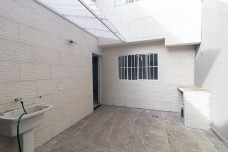 Casa para alugar com 75m², 2 quartos e sem vagaÁrea de Serviço
