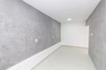 Sala de casa para alugar com 2 quartos, 75m² em Vila Carolina, São Paulo