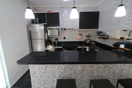 Casa à venda com 250m², 3 quartos e 2 vagasCozinha