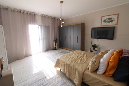 Suíte 1 de casa à venda com 3 quartos, 250m² em Jardim Dabril, Osasco