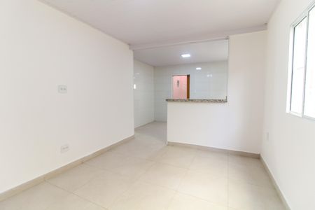 Sala de casa para alugar com 2 quartos, 75m² em Vila Carolina, São Paulo