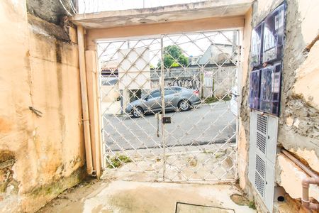Casa para alugar com 75m², 2 quartos e sem vagaEntrada