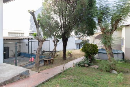 Casa para alugar com 55m², 2 quartos e sem vagaEntrada