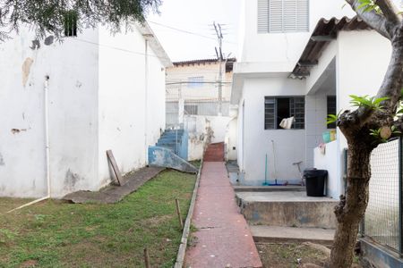Casa para alugar com 55m², 2 quartos e sem vagaQuintal
